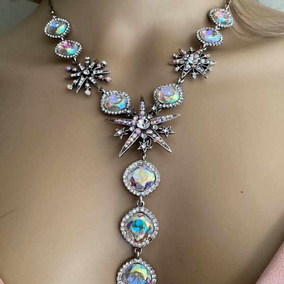 Kirks Folly necklace - Picture 2 of 7